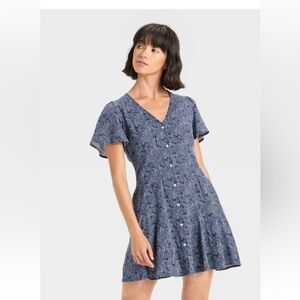 NWT Universal Threads Dress M